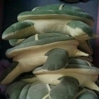 gấu ôm bánh