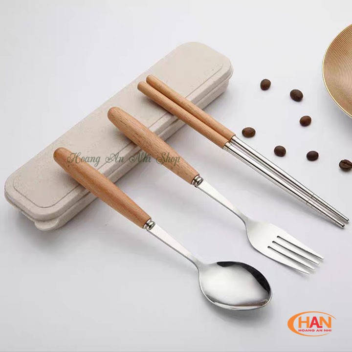 Bộ thìa muổng inox cán gỗ cao cấp có hộp đựng lúa mạch tốt cho người dùng