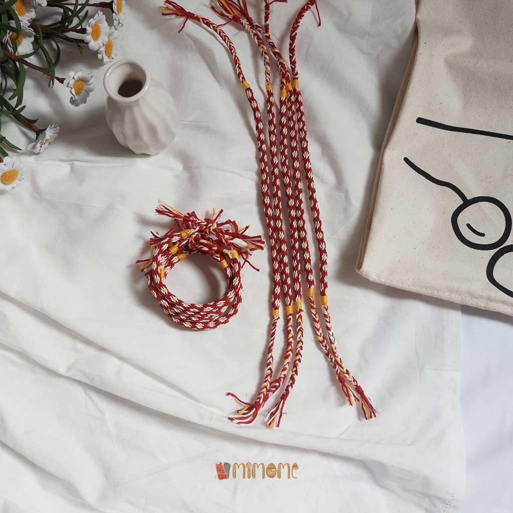 Vòng kumi hoa đỏ