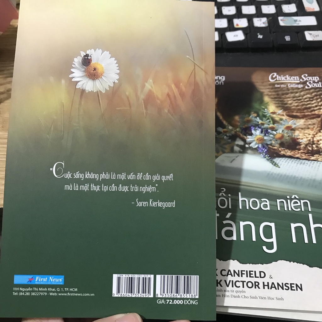 Sách - Tuổi hoa niên đáng nhớ (First New)