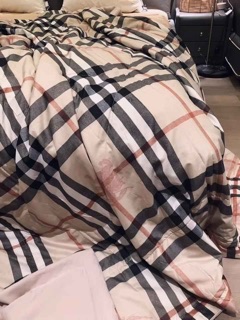 Chăn hè BURBERRY TAG ĐẦY ĐỦ TEM MÁC