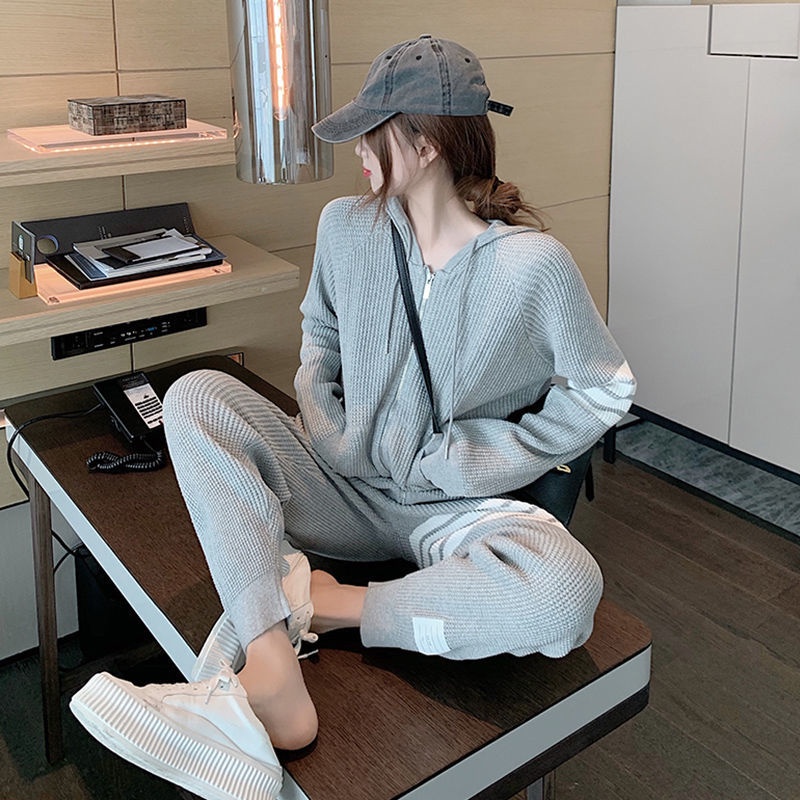 Set trang phục thể thao 2 món thiết kế gân sọc bánh quế phong cách đường phố thời trang mùa xuân mới 2022 dành cho nữ