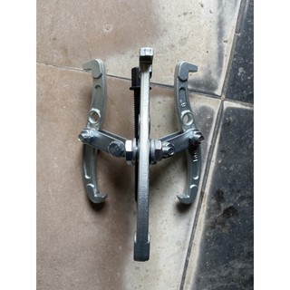 Vam 3 chấu ( 3 càng ) đa năng tháo vòng bi 6”-150mm YETI ( hàng chính hãng )