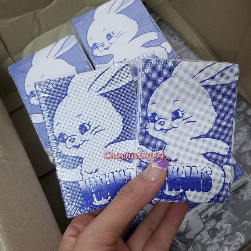 Hộp ảnh Newjeans có sẵn (nguyên seal)