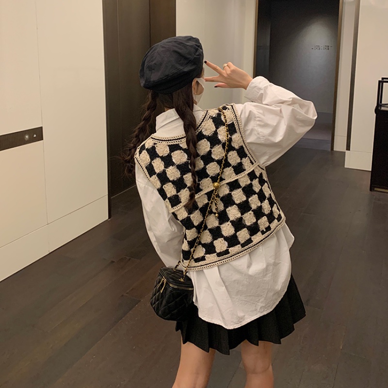 Áo hai dây họa tiết sọc caro trắng đen thời trang | BigBuy360 - bigbuy360.vn