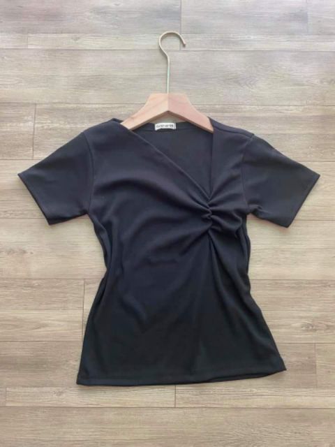 Áo kiểu nhún bên