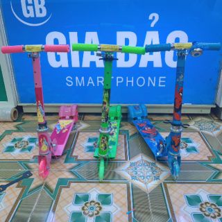 Xe trượt scooter bánh phát sáng