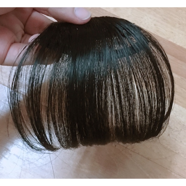 Tóc mái thưa giả