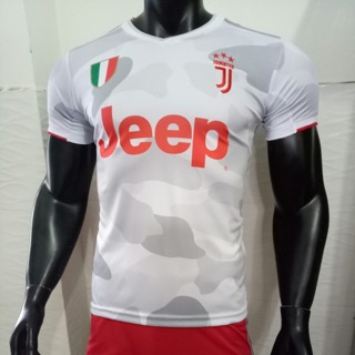 Đồ đá banh juve trắng quần đỏ 2019/2020