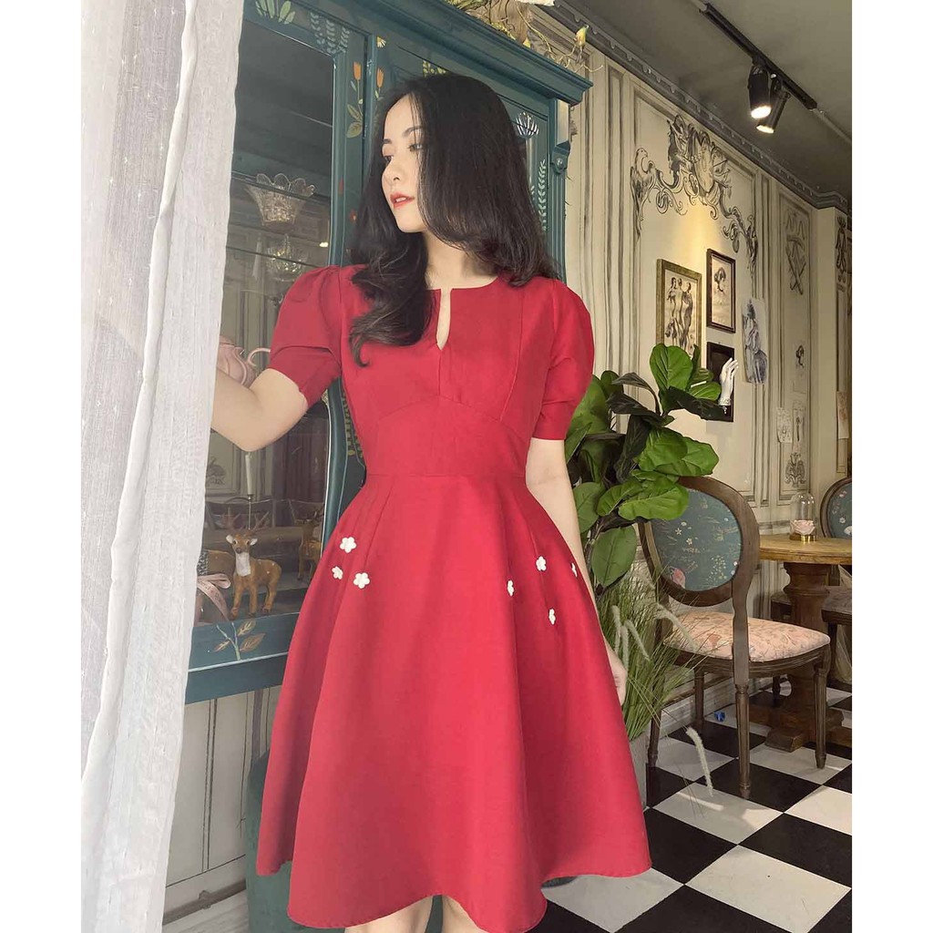 Đầm dự tiệc đỏ  xòe thiết kế sang trọng eo tôn dáng che mỡ bụng tay ngắn thời trang đính hoa nhí dể thương - Lux W | BigBuy360 - bigbuy360.vn