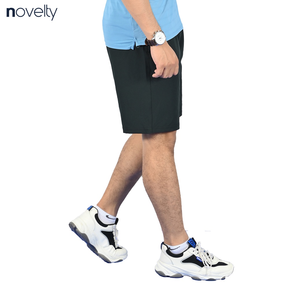 Quần Short Thể Thao Nam Novelty Màu Đen Form Classic 220103N