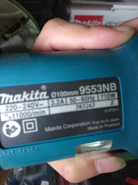 Máy mài  makita 9553NB