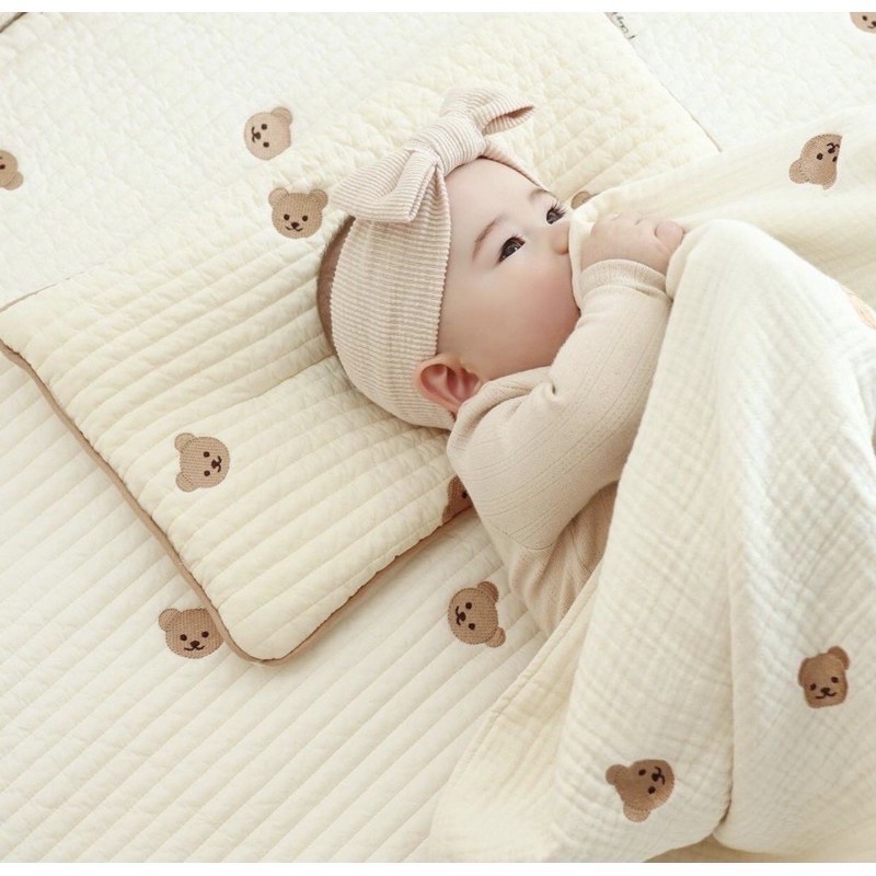 Gối mỏng Quiting cho bé sơ sinh thêu hình chữ nhật Hàn Quốc Dottodot Malolotte