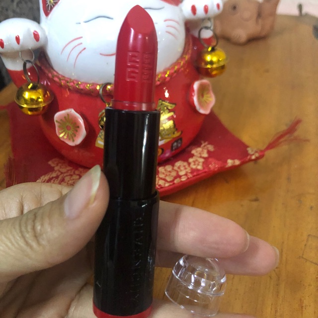Son givenchy số 13 Rouge Interdit 13 hàng tester nắp nhựa trắng