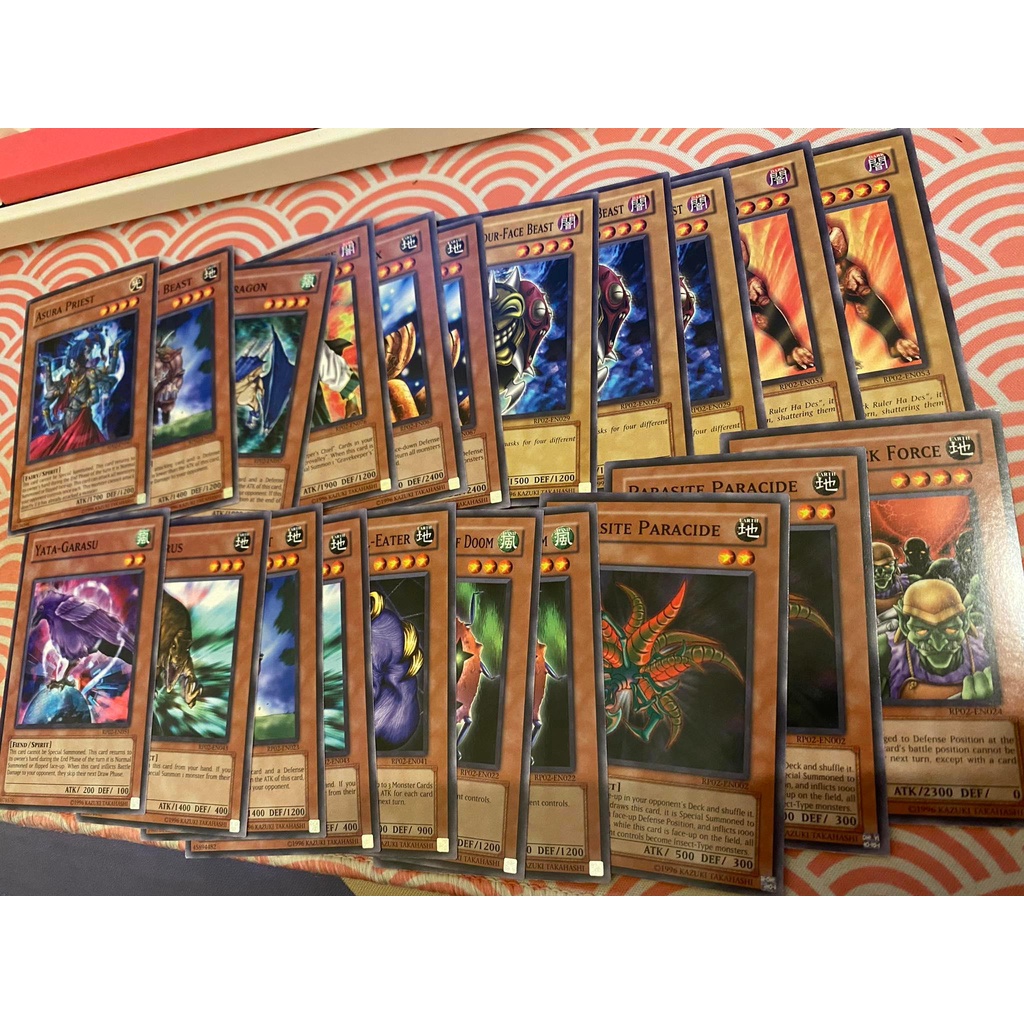 Thẻ bài Yugioh! thẻ bài ngẫu nhiên retro2