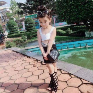 Đầm body MOSCHINO