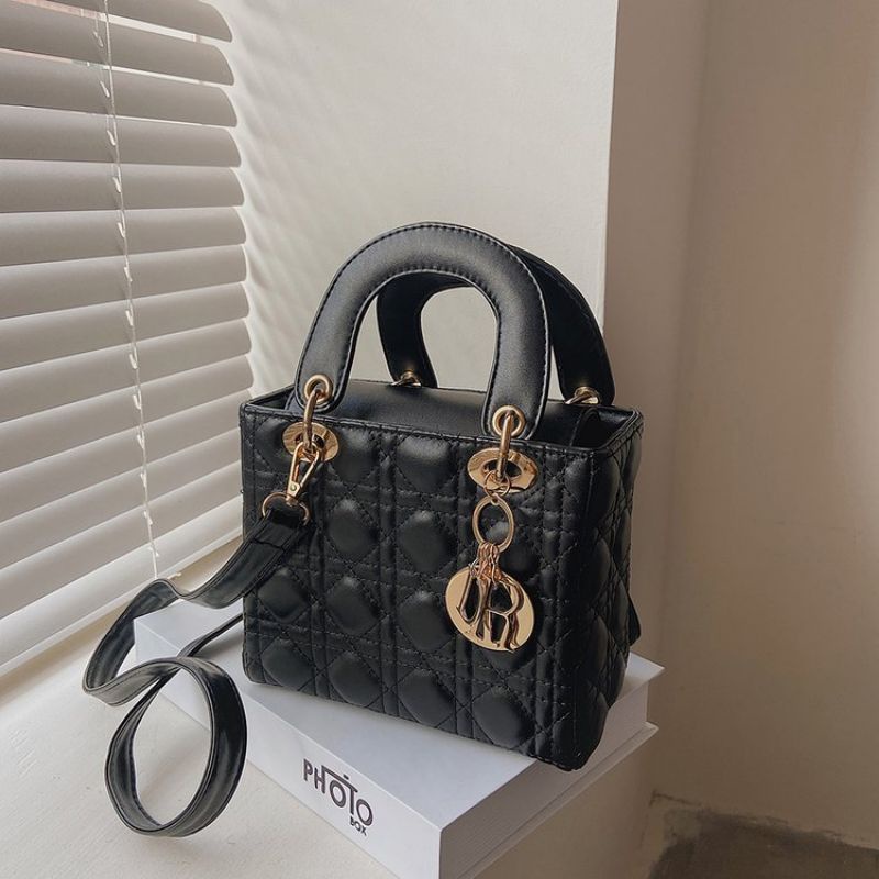 Túi lady💘 BÁN RẺ LẤY 5*💘Túi vuông 5 ô da bóng, da lì size 20 sang chảnh