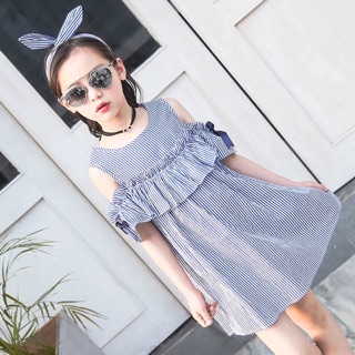 Váy kẻ bèo hở vai bé gái kèm bờm tai thỏ