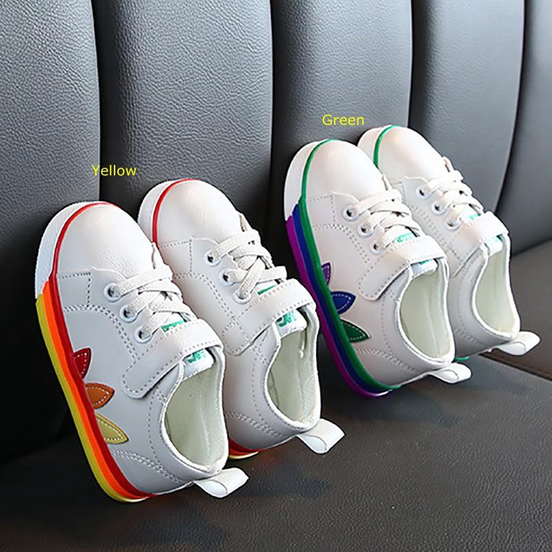 Giày sneaker đế mềm chống trượt phong cách Hàn Quốc cho bé tập đi