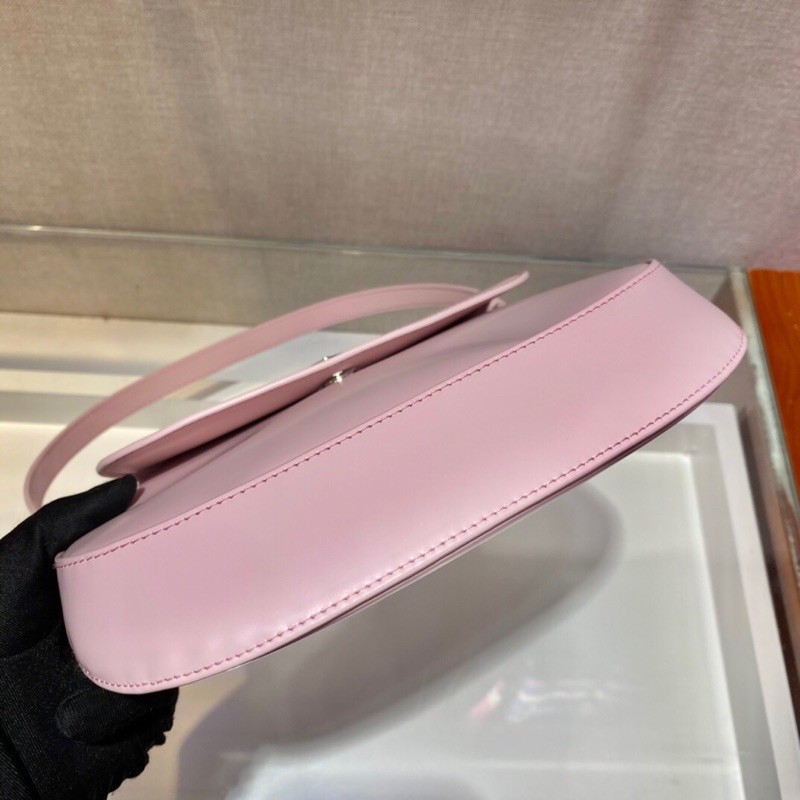 Túi xách tay nữ dây nhỏ logo tam giác đính mặt khoá cúc prada