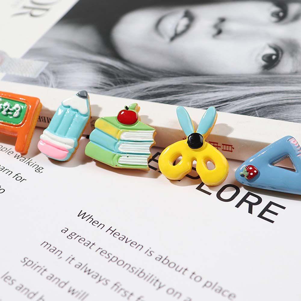 Qqmall Kẹp Tóc Hình Tam Giác Bằng Acrylic Resin Mini Phối Kẹp Cố Định Kiểu Hàn Quốc Vui Nhộn Thời Trang Cho Bé