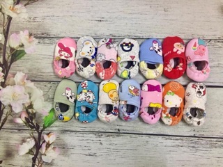 10 đôi giày nỉ bông