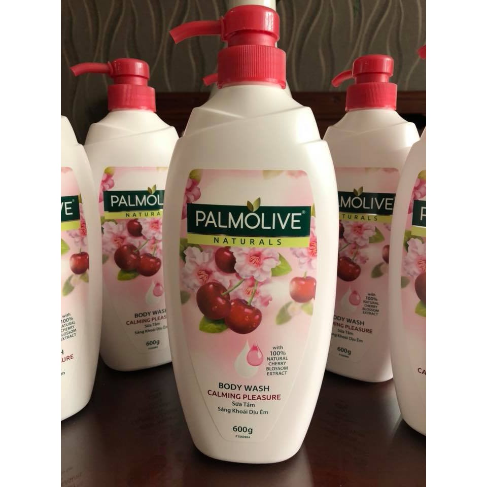 Sữa tắm Palmolive Anh Đào và Sữa 500g