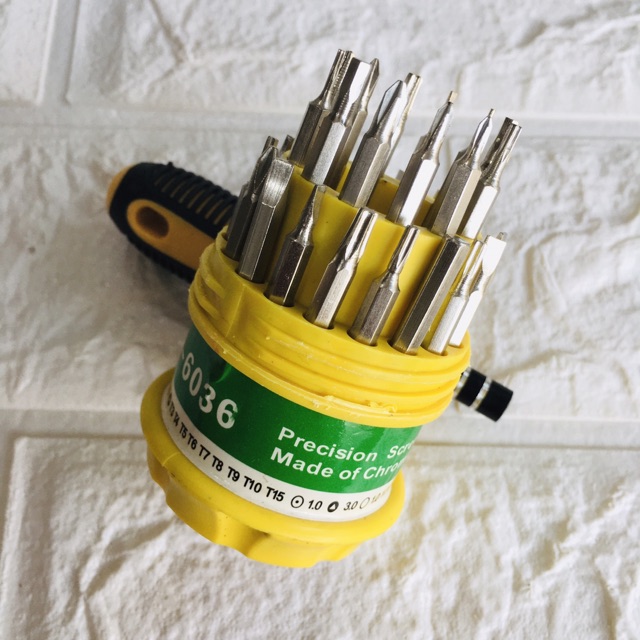 Combo Bộ Vỏ Sườn + Màn Hình Oppo F1W (A35) Zin Hàng Cao Cấp (Tặng bộ vít)