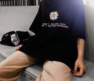 Áo Thun Tay Lỡ Unisex Bông Cúc