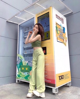 Áo yếm cổ xanh bơ
