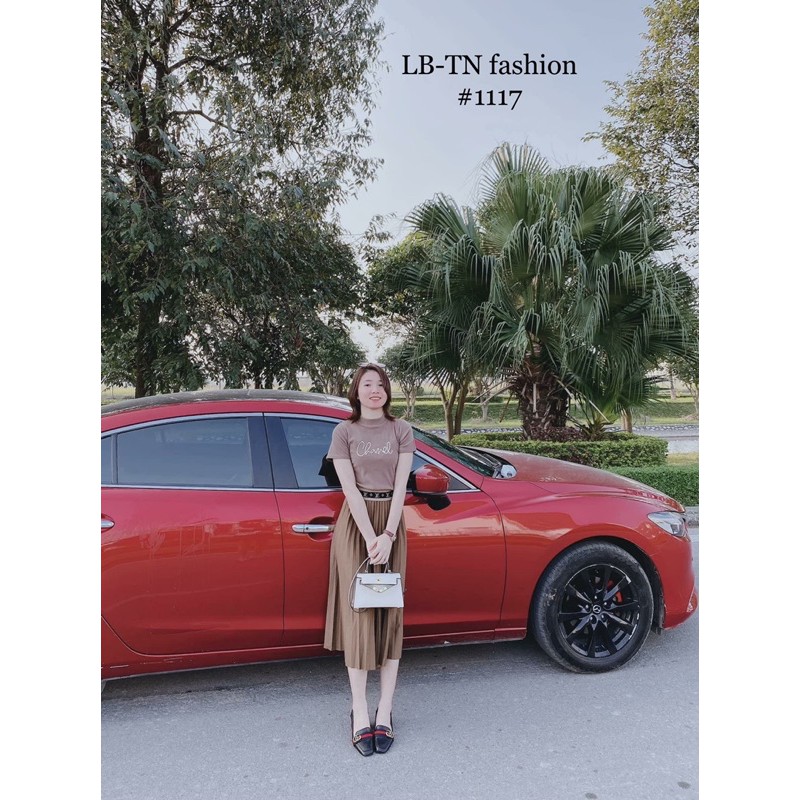 CHÂN VÁY XẾP LY CẠP CHỮ CHẤT ĐẸP MS15672