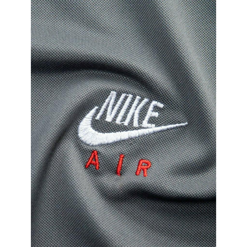 Bộ thể thao cổ tròn viền vai