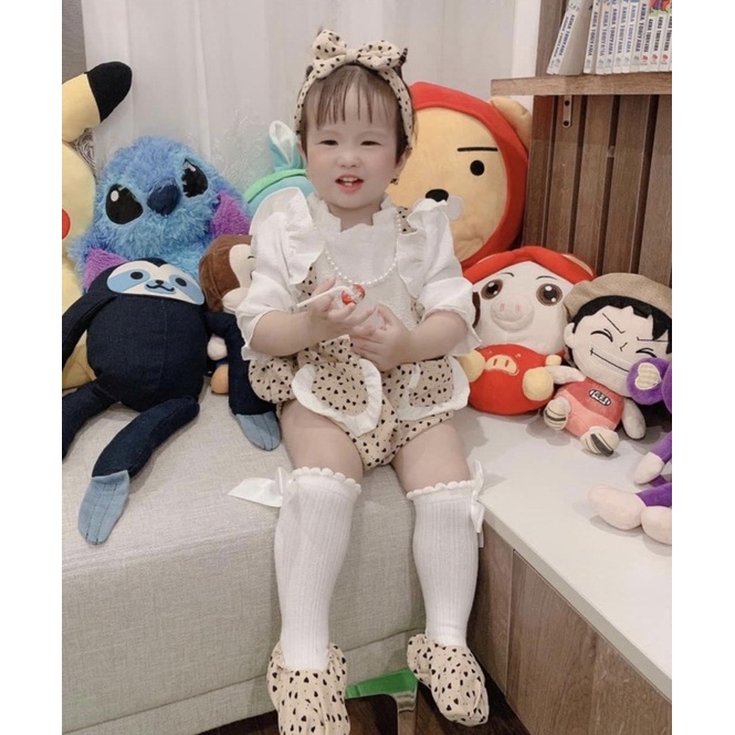 Bodysuit dài tay vintage kèm yếm chất nhung ấm áp