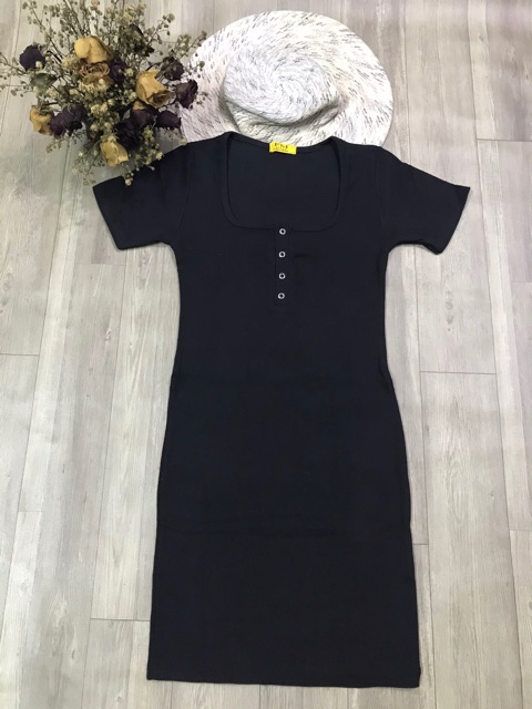 ĐẦM CỔ VUÔNG APCT02