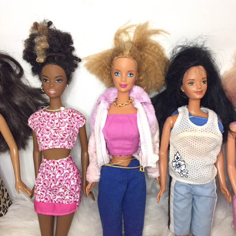 BBA2-BÚP BÊ BARBIE DA NÂU ĐEN , BARBIE CỔ NĂM 1966