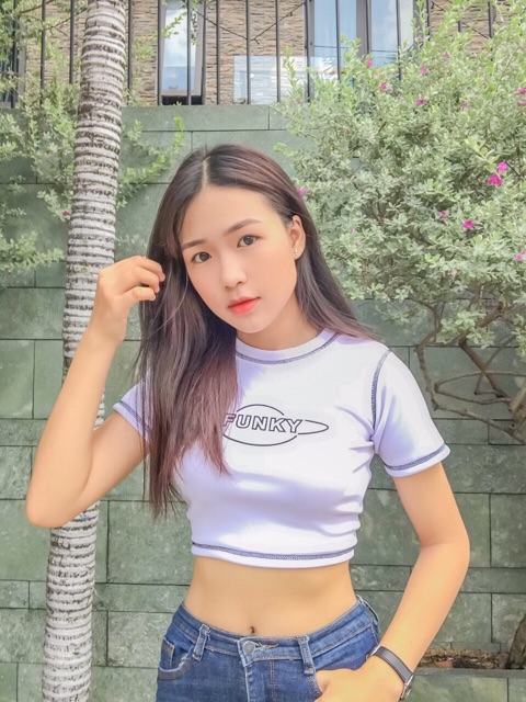 Áo Croptop FUNKY Chỉ Nổi Ảnh Thật