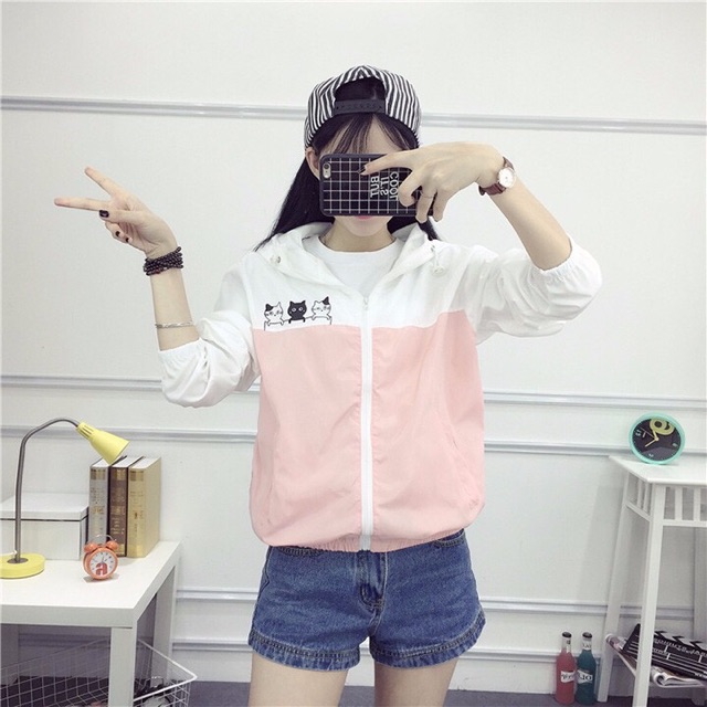 Áo khoác dù nữ in 3 chú mèo con | BigBuy360 - bigbuy360.vn