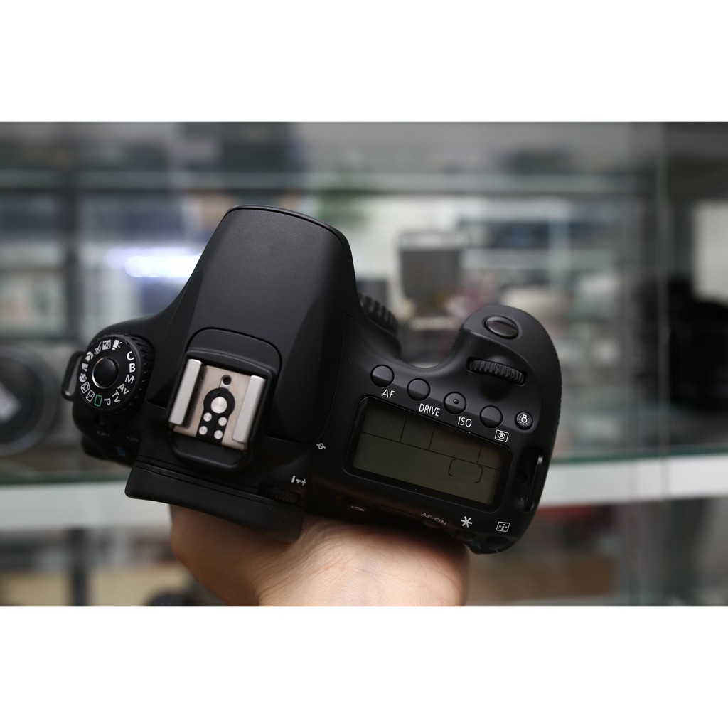 MÁY ẢNH CANON EOS 60D - DÒNG MÁY ẢNH BÁN CHUYÊN NGHIỆP CỦA CANON