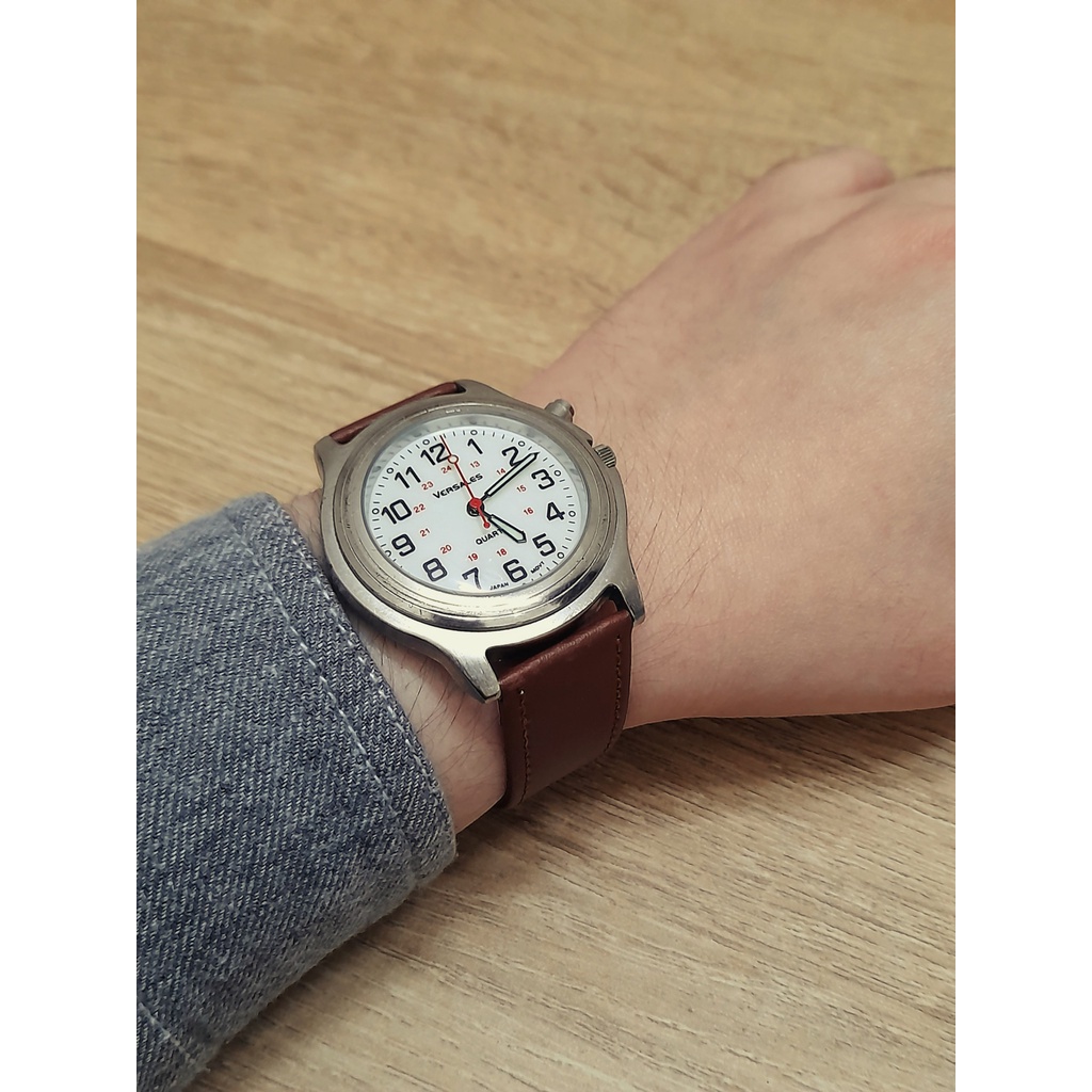 Đồng hồ nam Versales hàng si Nhật mặt kính cong dây da