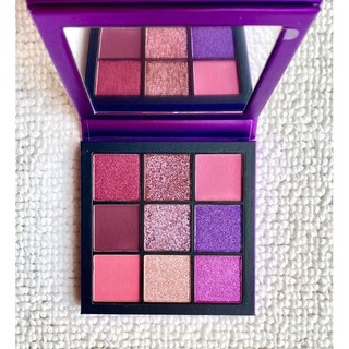 Bảng phấn mắt nhũ Huda Beauty