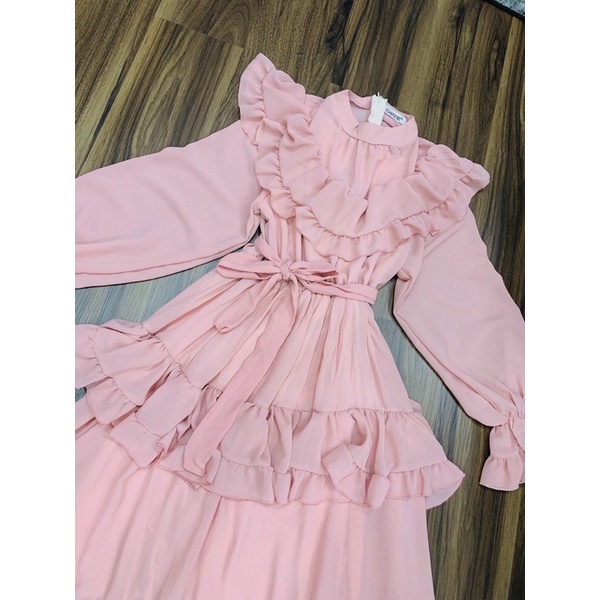 G1- đầm voan tầng bèo kín cổ, tay dài, màu hồng