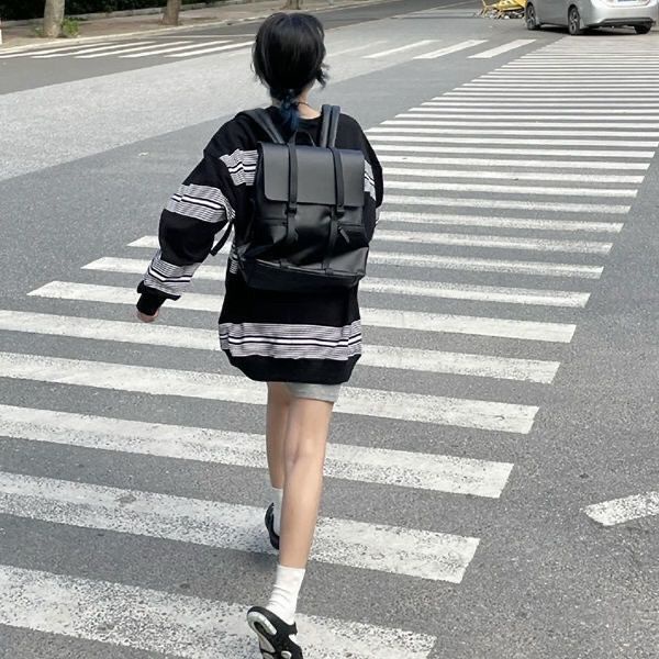 Áo Nỉ Tay Dài Cổ Tròn Dáng Rộng In Họa Tiết Kẻ Sọc Phong Cách Hip Hop Thời Trang Cho Nữ