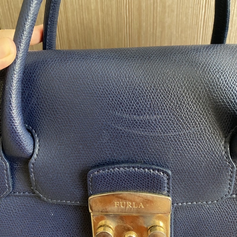 Thanh lý túi Furla Satchel M chính hãng