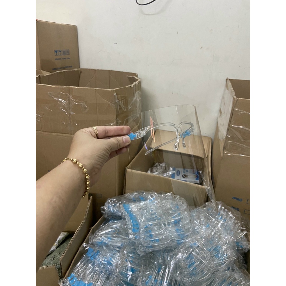 Kính chống giọt bắn bảo hộ chống dịch hàng công ty - Gồm kính và gọng | BigBuy360 - bigbuy360.vn