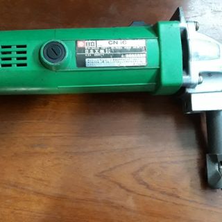 Máy cắt tôn đa năng Hitachi cn 16 (củ)