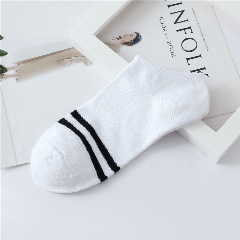 1 Pair Of Comfortable Plaid Cotton Socks For Men And Women