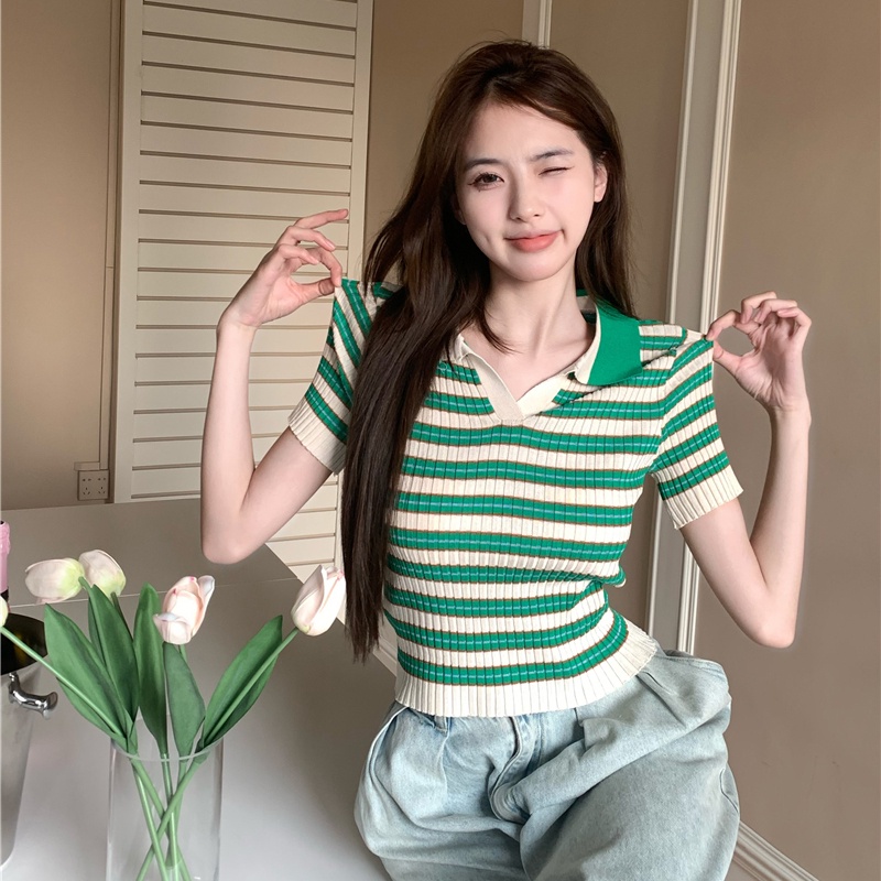 Áo Croptop Len Mongtoghi Kẻ Cổ Bẻ Cộc Tay Co Giãn Thời Trang Sugal TOP NU 049V1