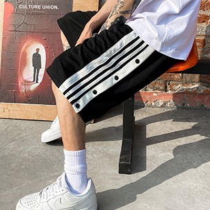 (Q29) Quần lửng shorts 3 sọc unisex hai màu đen trắng (kèm ảnh thật)