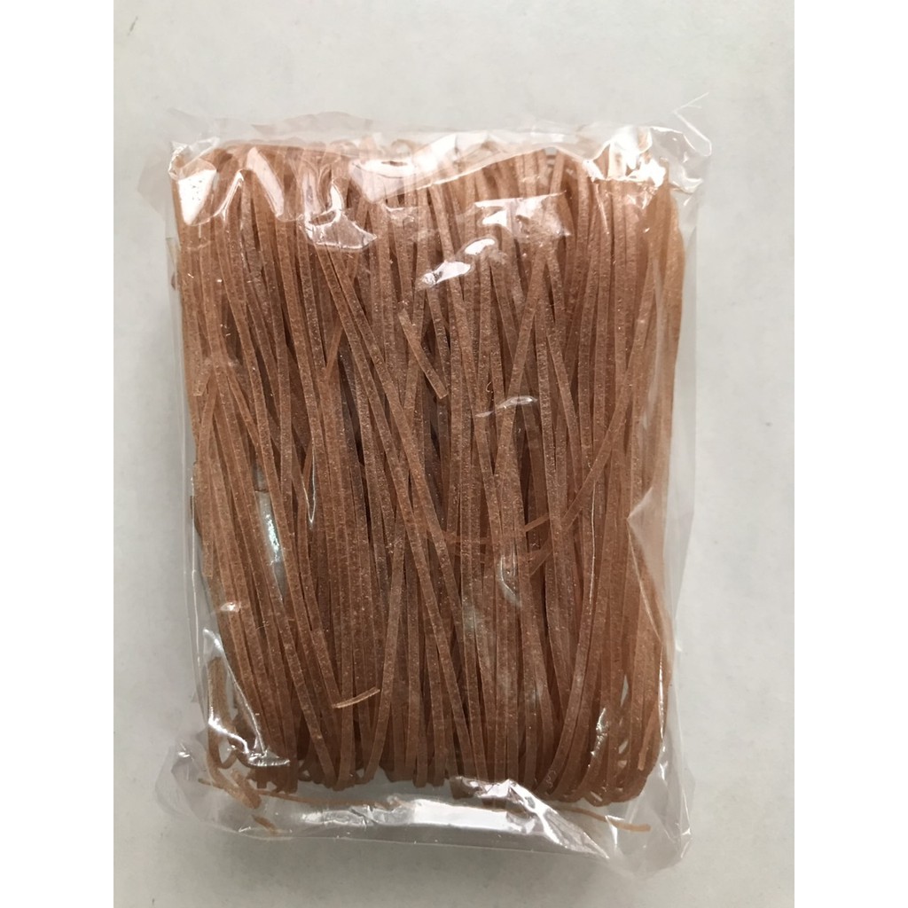 Hủ tiếu gạo lứt sợi nhỏ (500g)