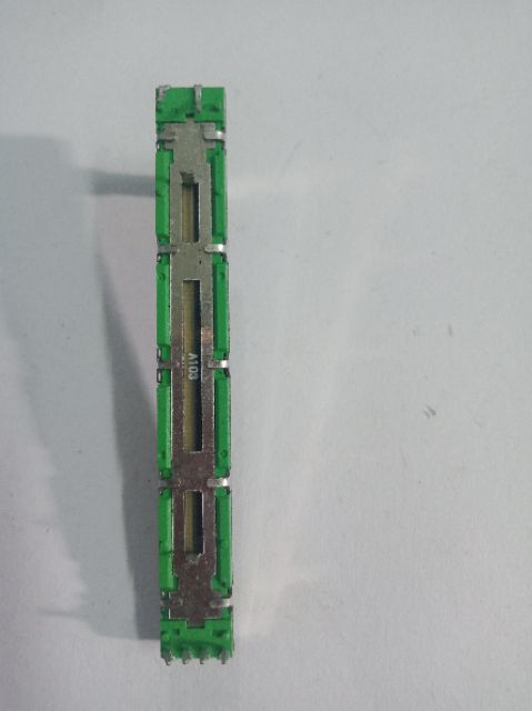 Biến trở A103 7,5cm